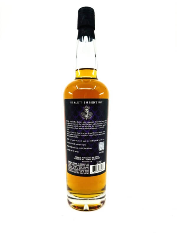 Raising Glasses 'Her Majesty' 5YR Privateer Queen's Share Rum